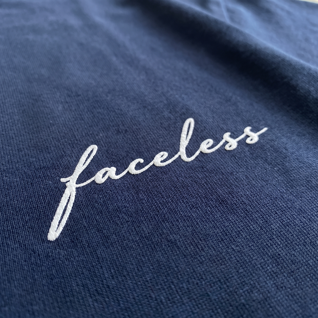 Blue Essentials Tee - Wit