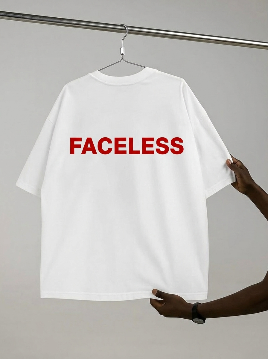 White Essentials Tee - Rood